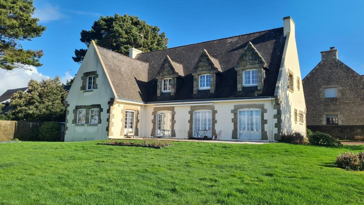 Maison à PORT-LOUIS