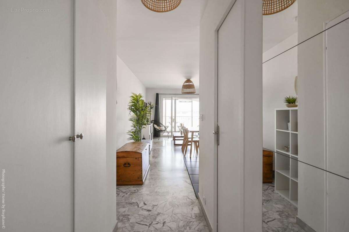 Appartement à SIX-FOURS-LES-PLAGES