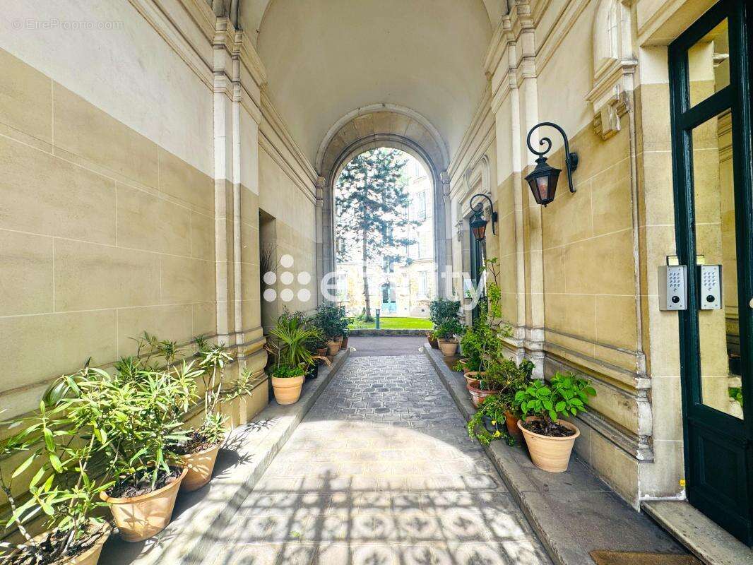 Appartement à MAISONS-ALFORT