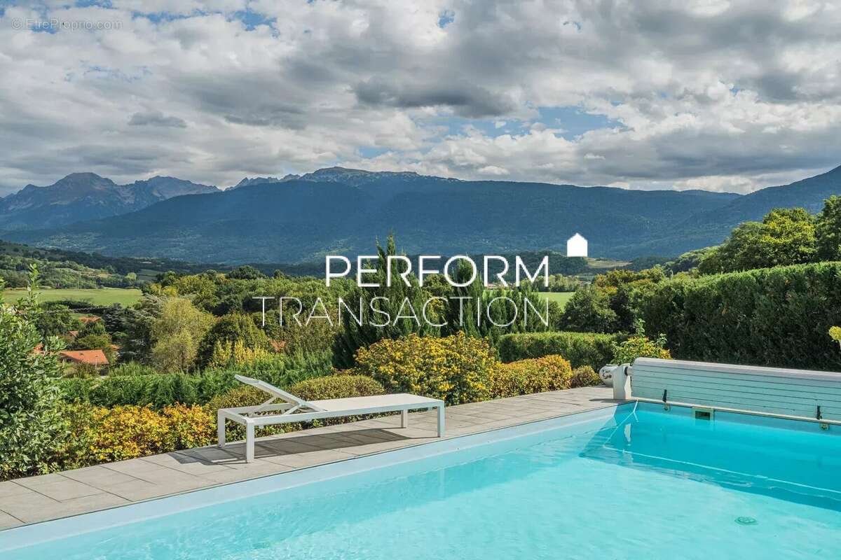 Maison à BRIE-ET-ANGONNES