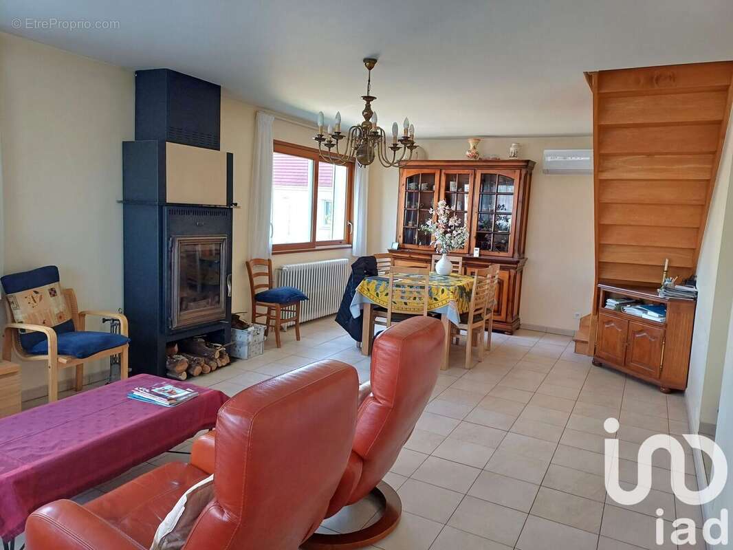 Photo 3 - Maison à COURLON-SUR-YONNE