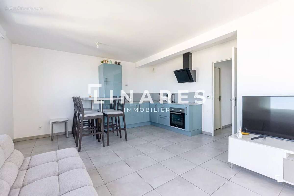 Appartement à MARSEILLE-2E