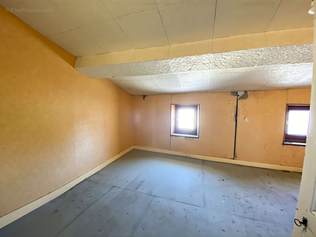 Appartement à CHATEAUNEUF-SUR-CHARENTE
