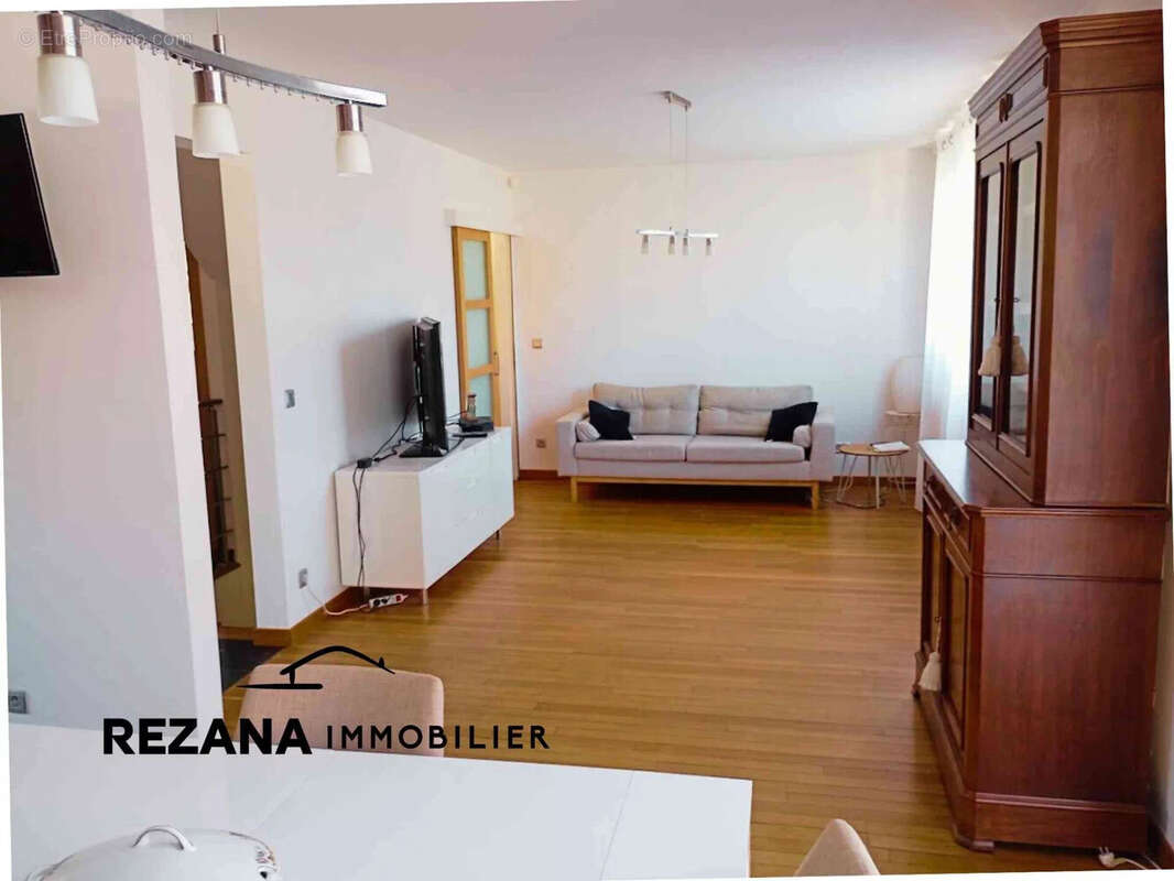 Maison à DAMMARIE-LES-LYS