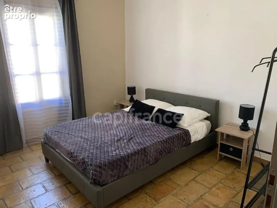 GARD (30) AIGUES−MORTES (30220) intra-muros A vendre appartement T4 ~97 m2, 4 chambres et terrasse de 8.5 m2 - photo 17