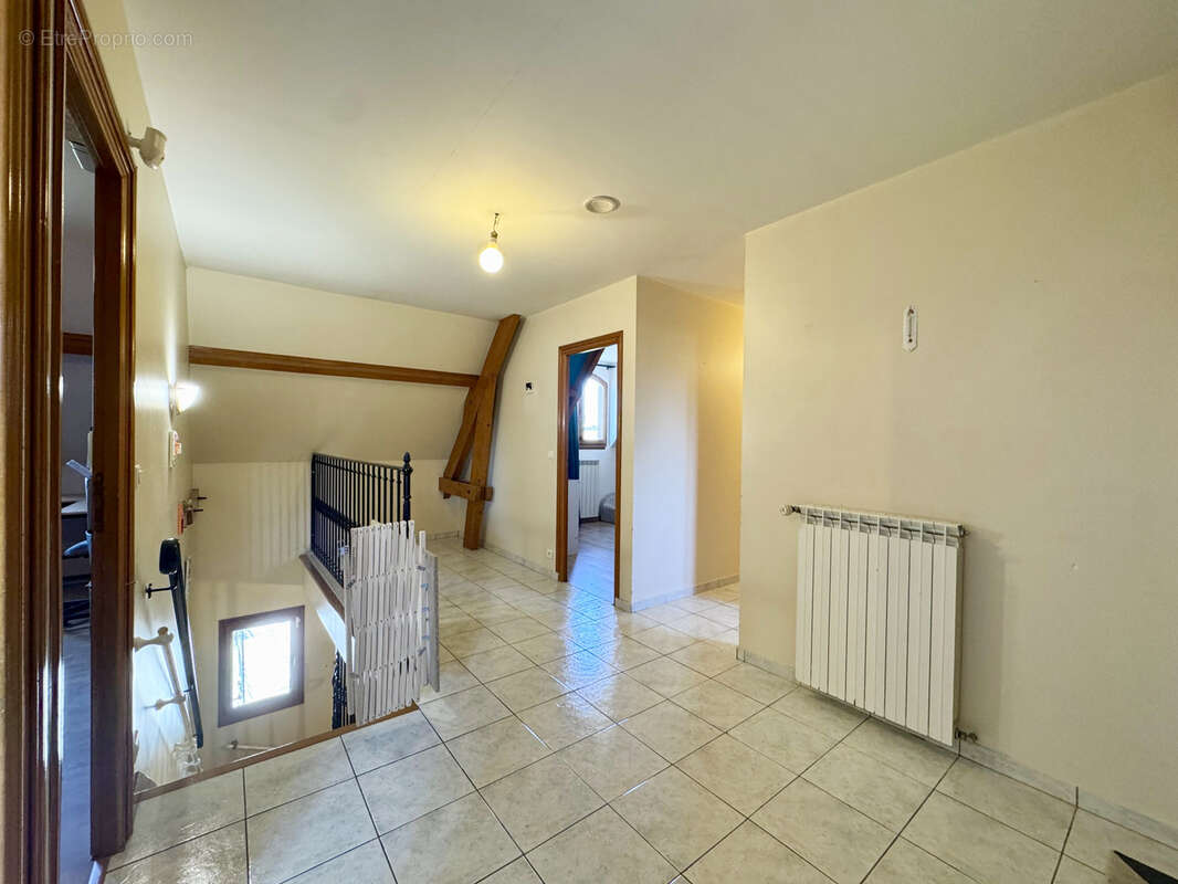 Maison à COULOMMIERS