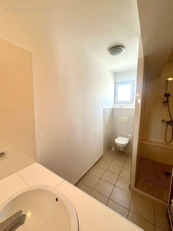 Vente en exclusivite t2 55 m2 avec grenier secteur candia - photo 7