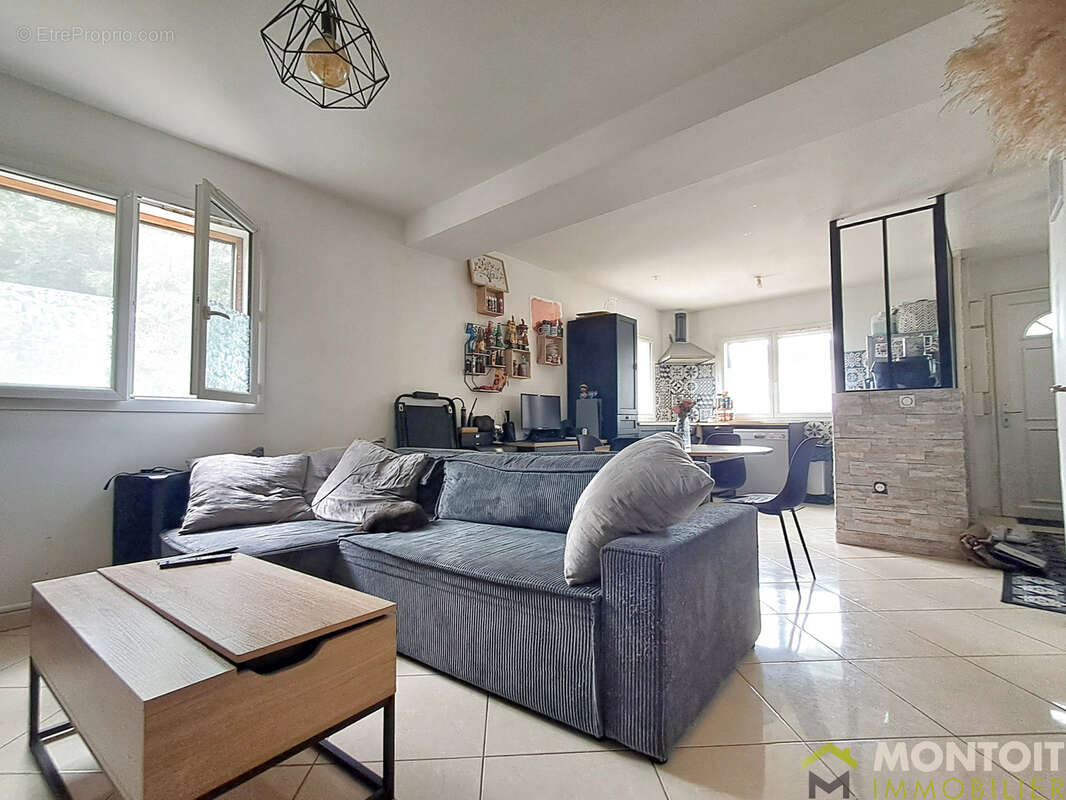 Appartement à YERRES