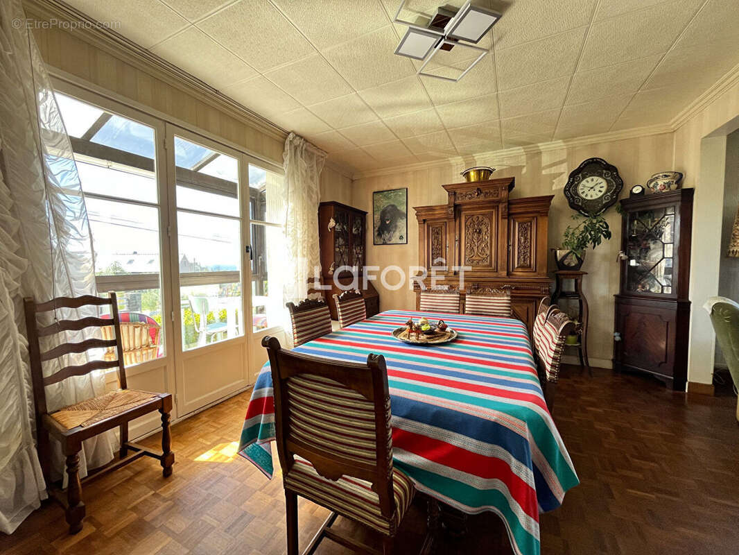 Maison à TREVOU-TREGUIGNEC