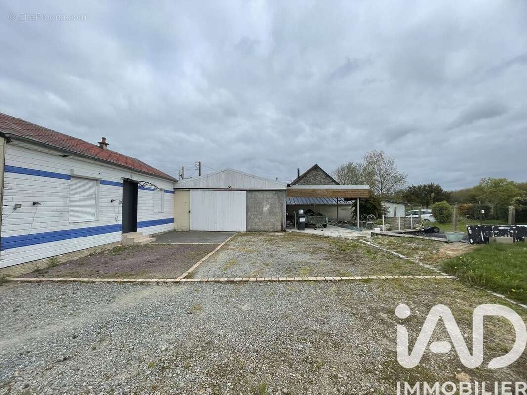Photo 1 - Maison à BRIE