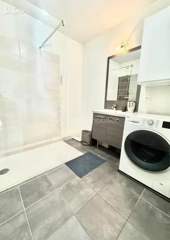 Beau T3 contemporain / Résidence récente - photo 8