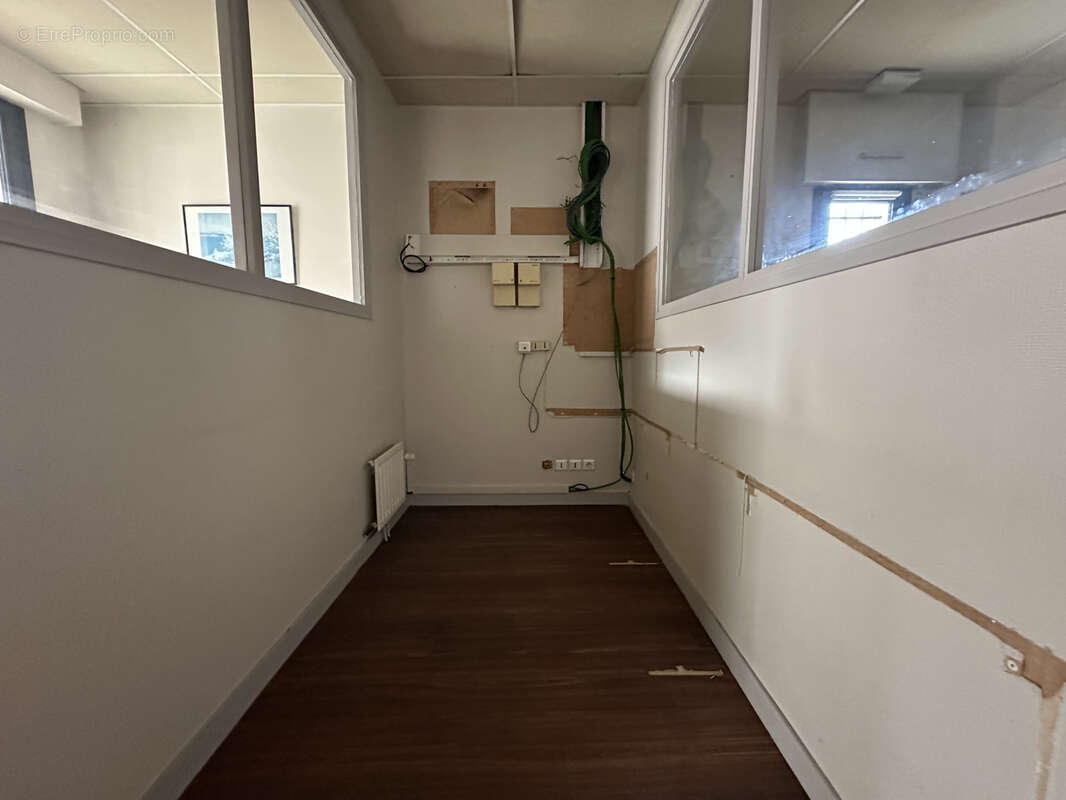 Commerce à SAINT-GEORGES-DE-DIDONNE