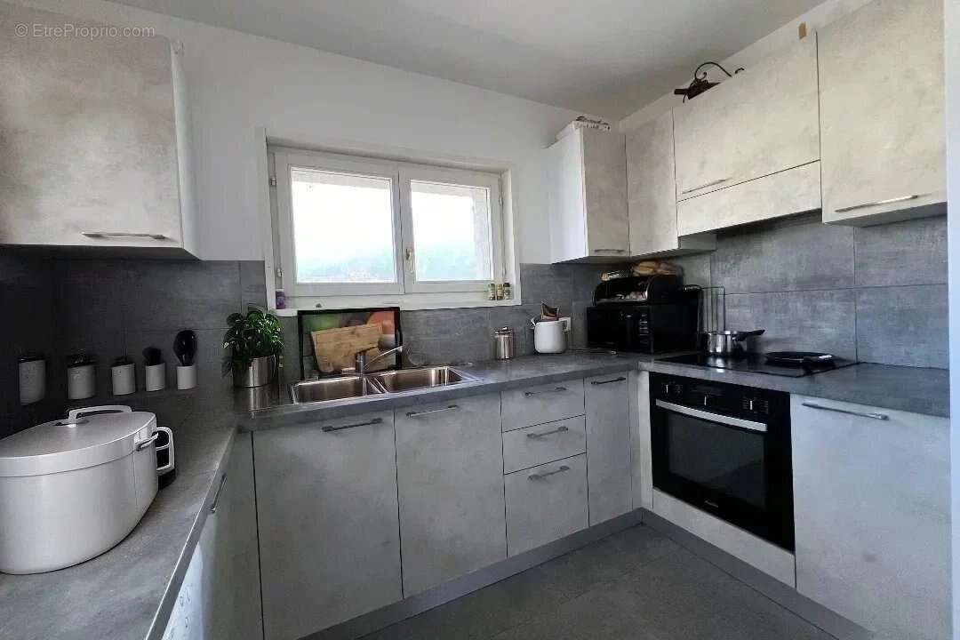 Appartement à SAINT-PIERRE-EN-FAUCIGNY