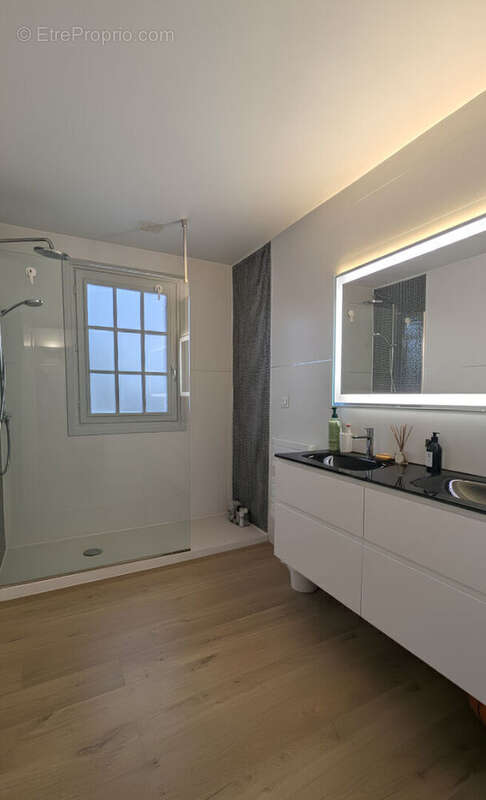 Appartement à URRUGNE