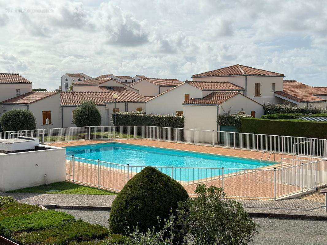 Appartement à VAUX-SUR-MER