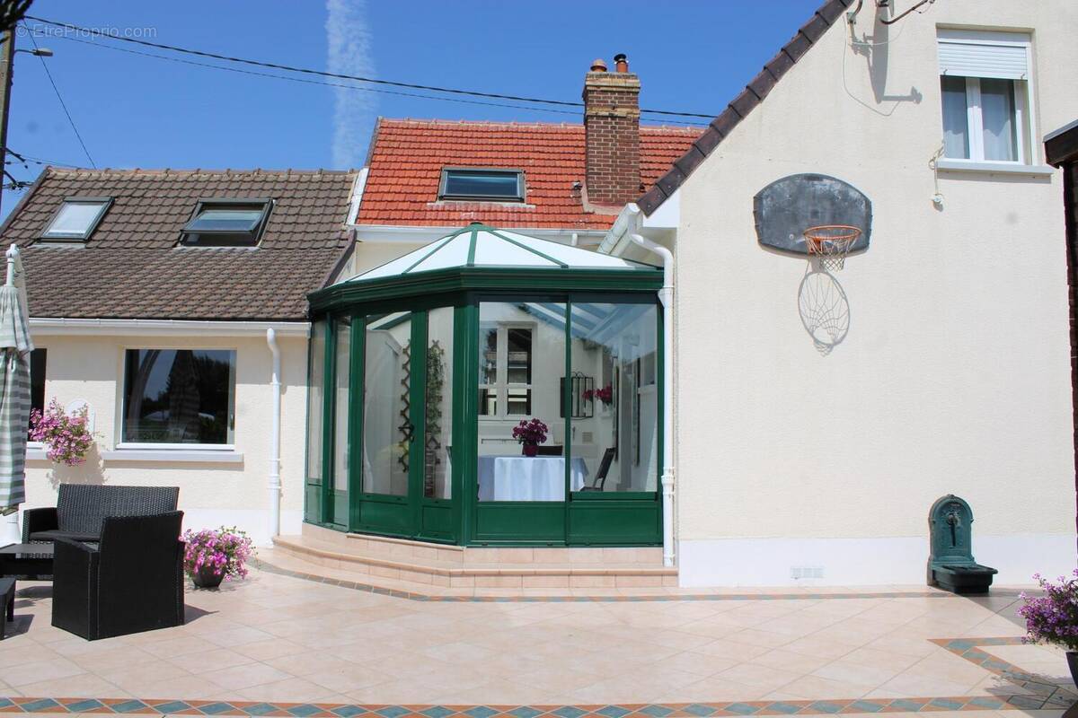 Photo 1 - Maison à NOYON