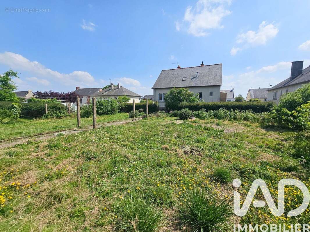 Photo 3 - Maison à SAINT-MEEN-LE-GRAND