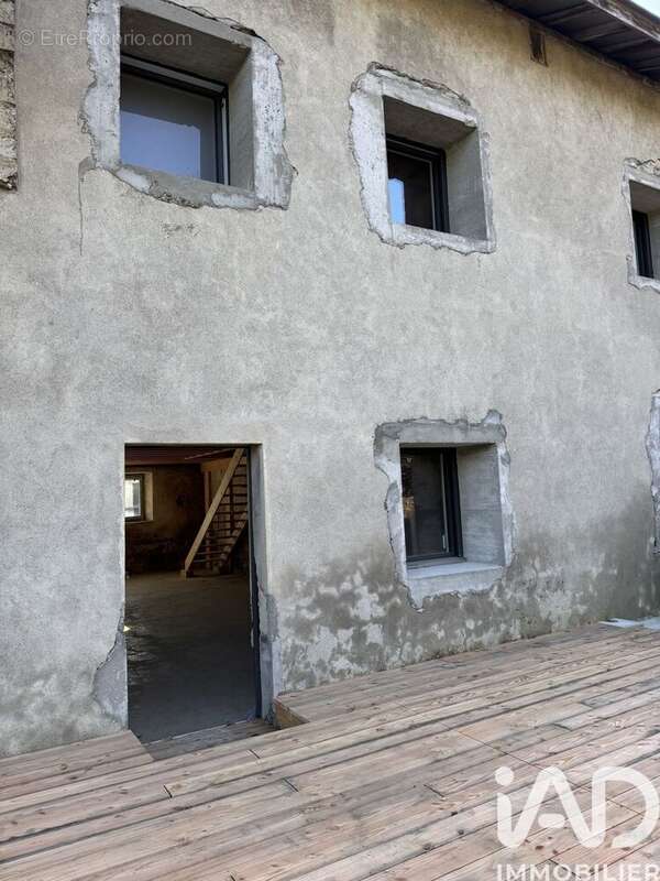 Maison 183 m² à Savigny  - photo 7