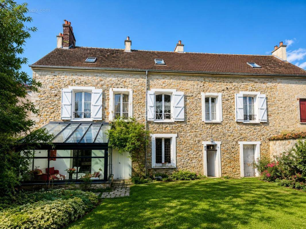 Maison à ROZAY-EN-BRIE