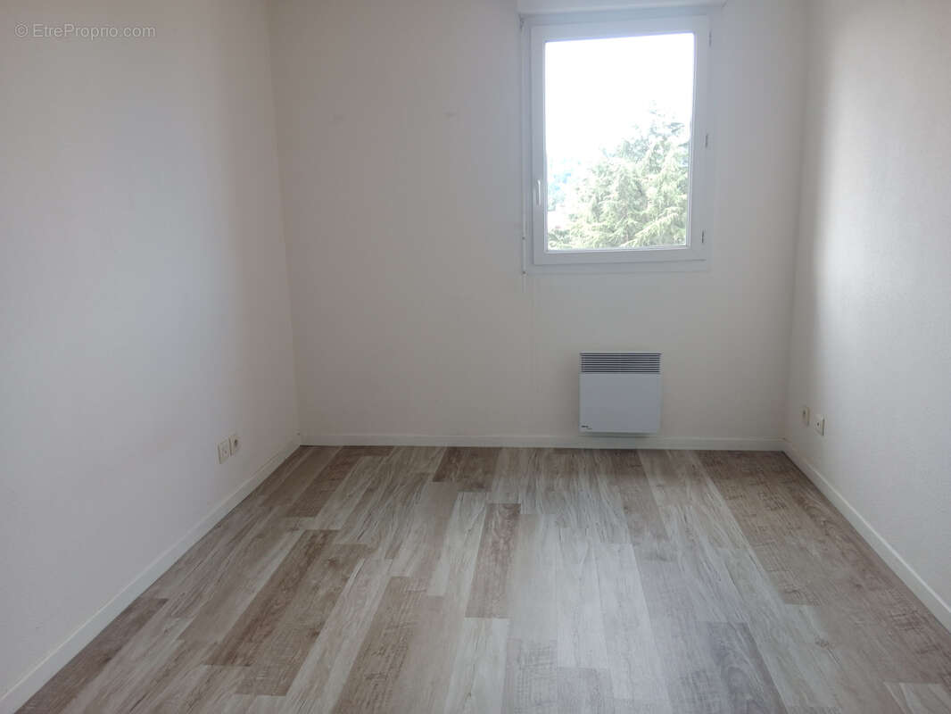 Appartement à BILLERE