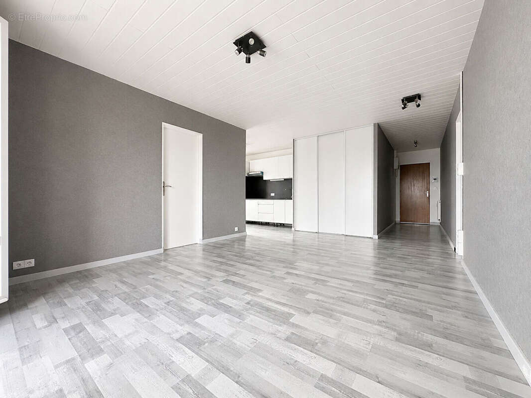 Appartement 2 pièces 49 m2 - Port du Canal -  Cité Gastronomique - photo 3