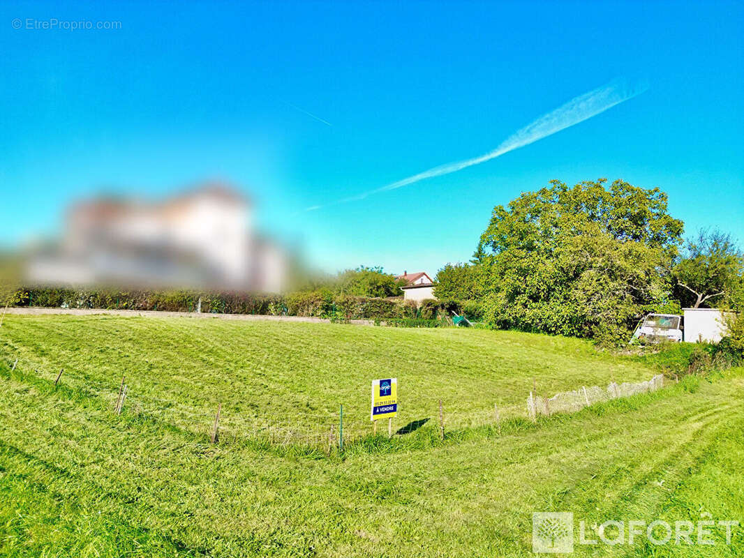 Terrain à BOCQUEGNEY