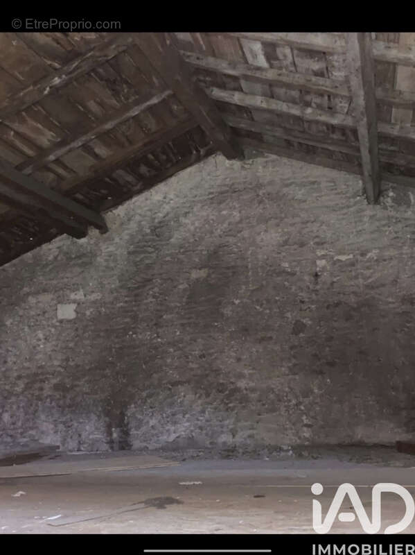 Photo 4 - Parking à COGNAC