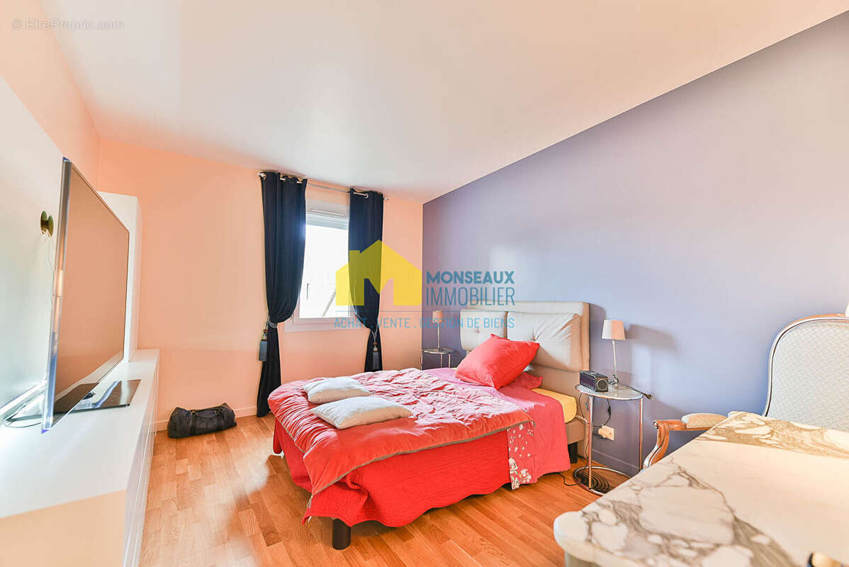 Maison Linas 290 M² - photo 13