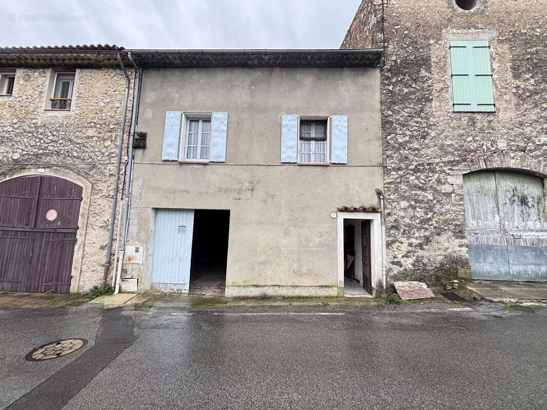 Maison à CLAVIERS