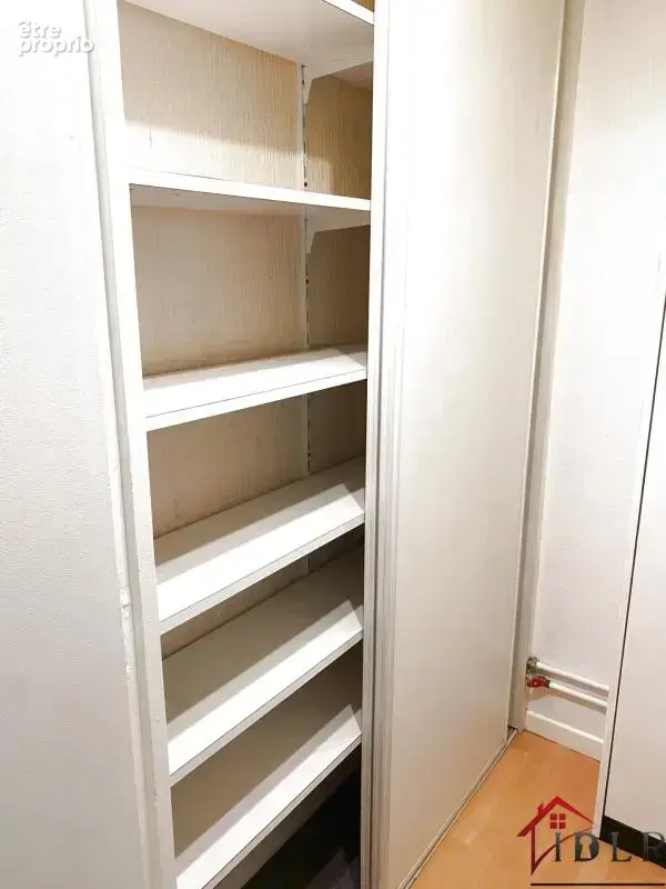 Bel appartement lumineux et pret a vivre au centre-ville de - photo 19