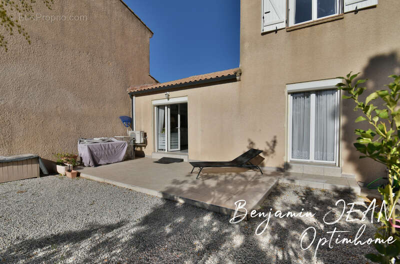 Maison à SAUVIAN