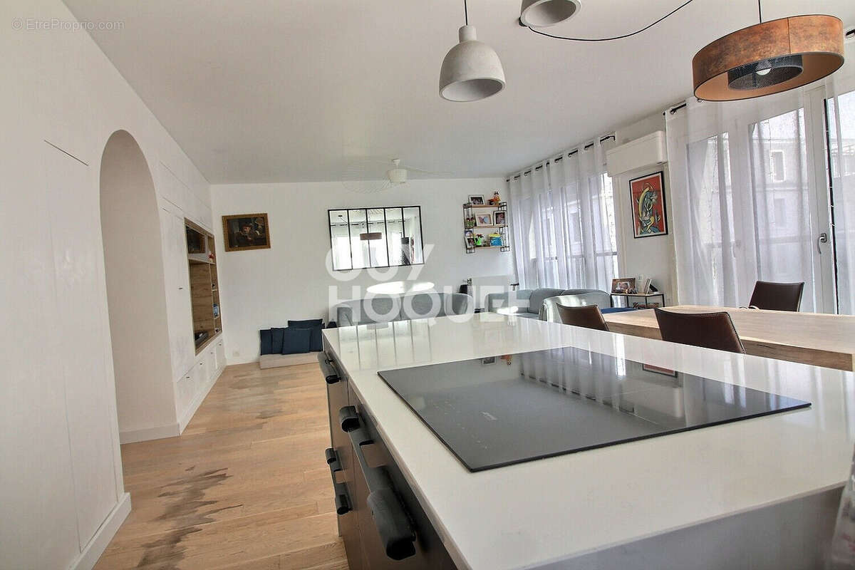 Appartement à PUTEAUX