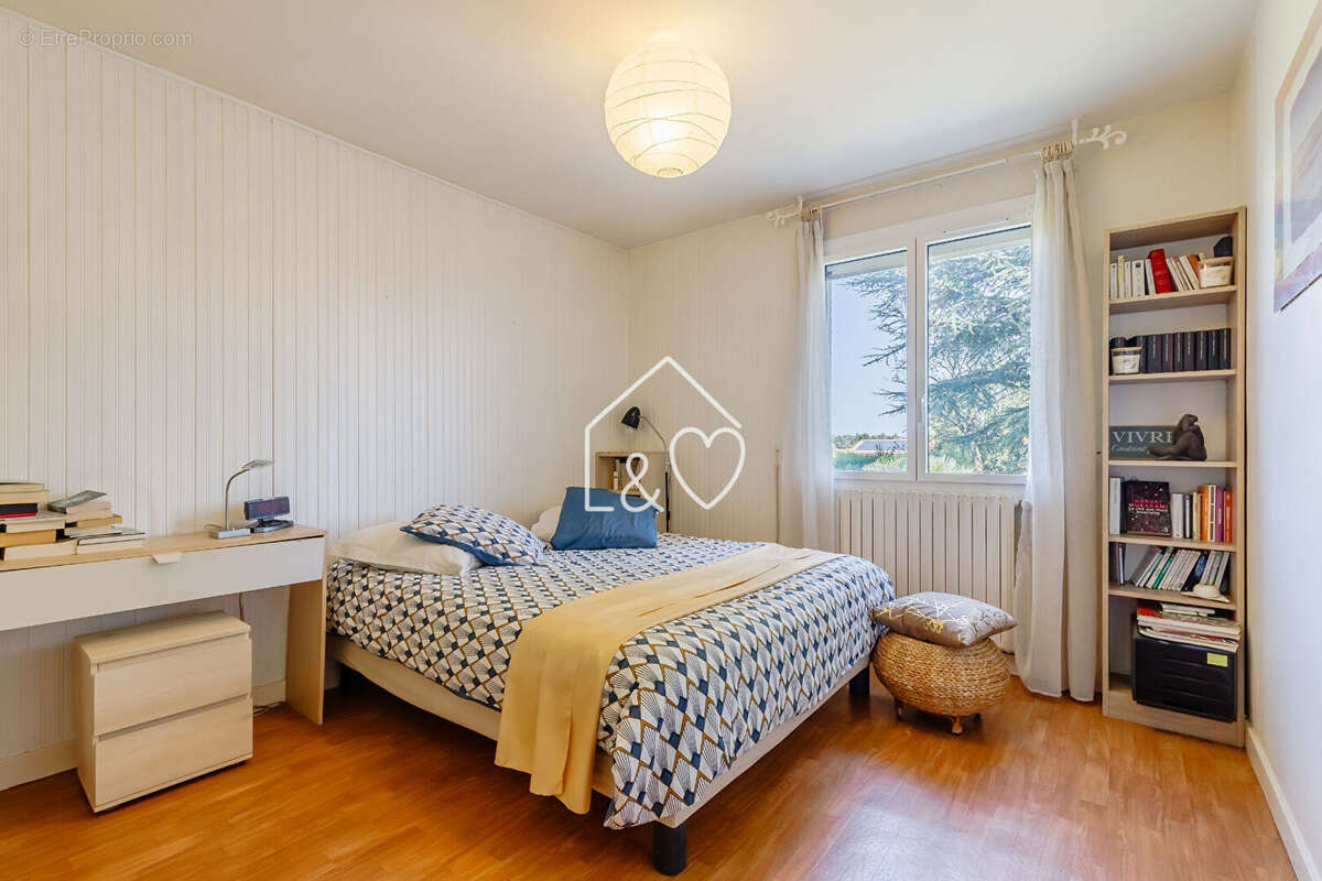 Maison familiale avec terrain constructible - photo 9