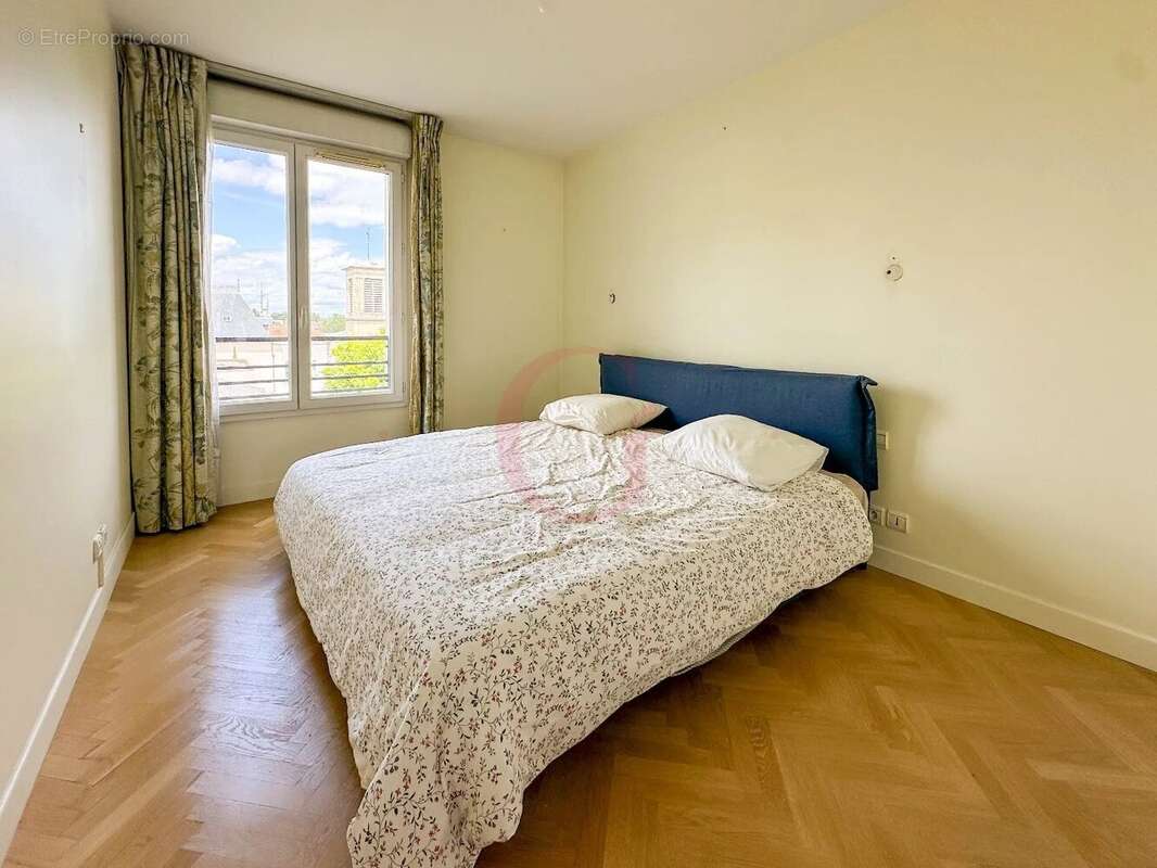 Appartement à BOURG-LA-REINE