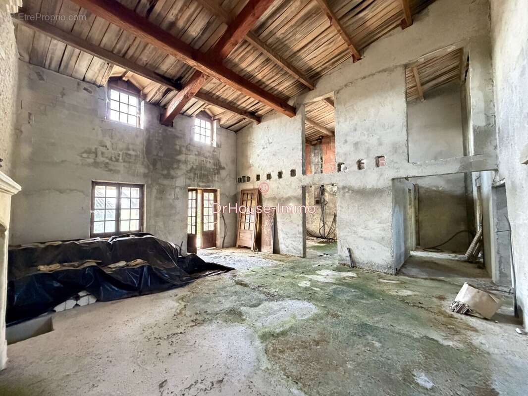Maison à CHERVAL