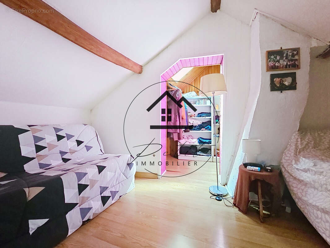 Maison à ETOUY