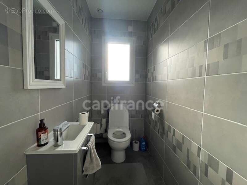 Maison plain pied à vendre 5 pièces JUGEALS NAZARETH - photo 15