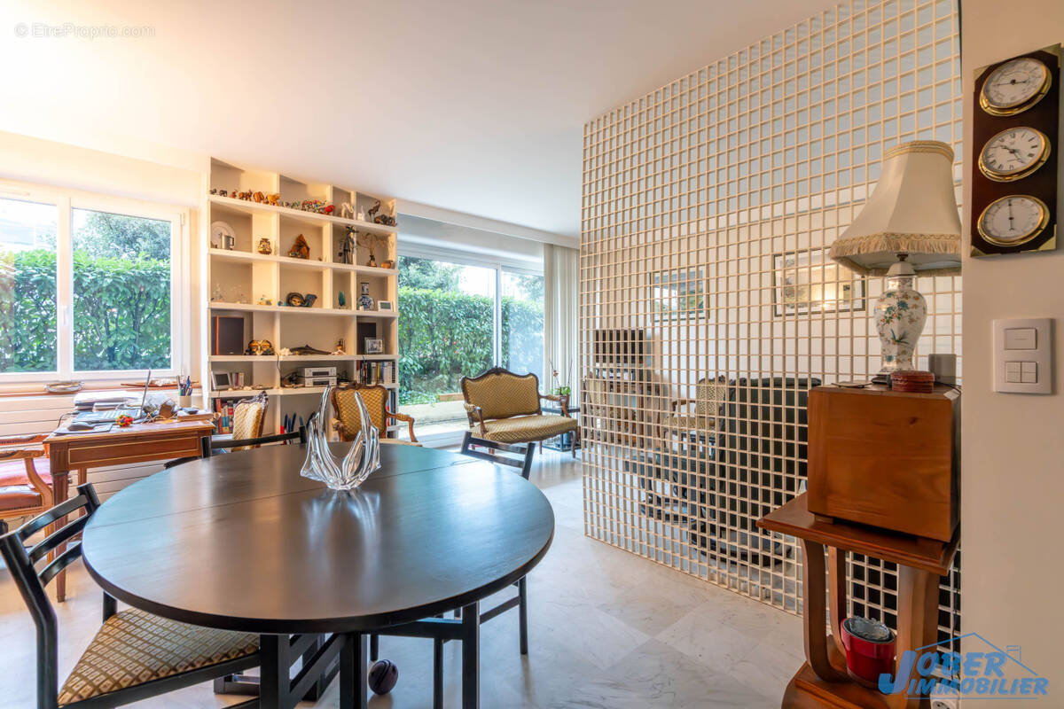 Appartement à NOGENT-SUR-MARNE