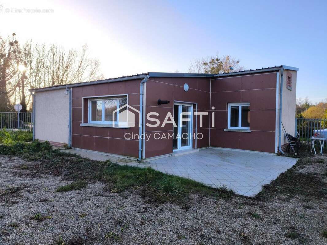 Photo 2 - Maison à PICQUIGNY