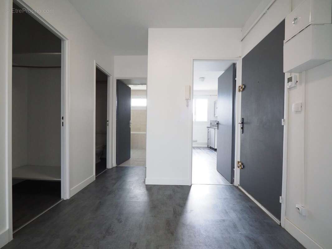 Appartement à BOIS-D'ARCY