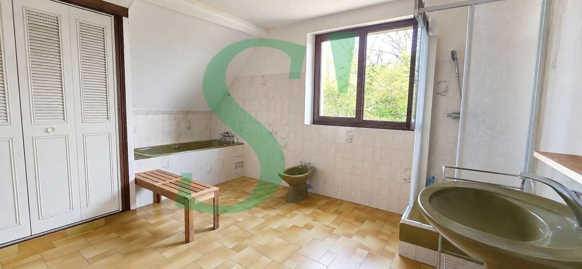 Maison 253 m² à Gisors  - photo 18