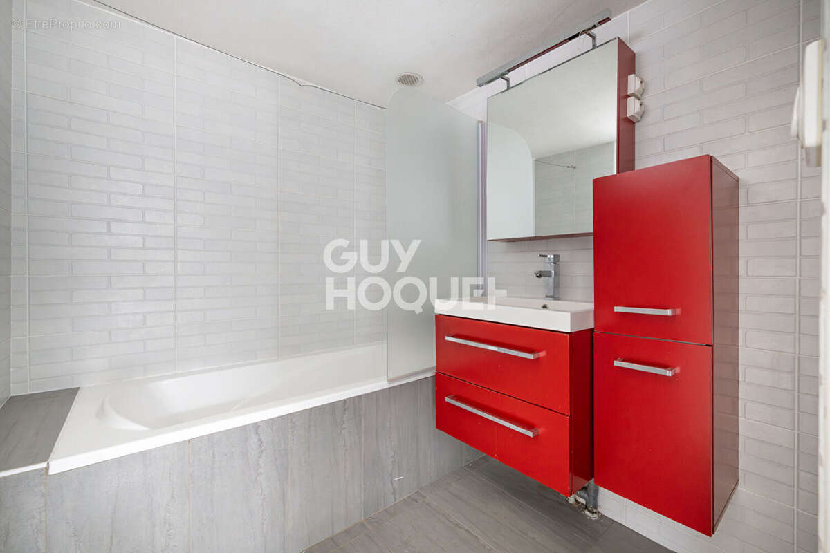 Appartement à PARIS-9E