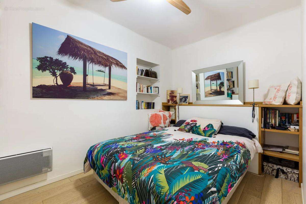 Appartement à PARIS-2E