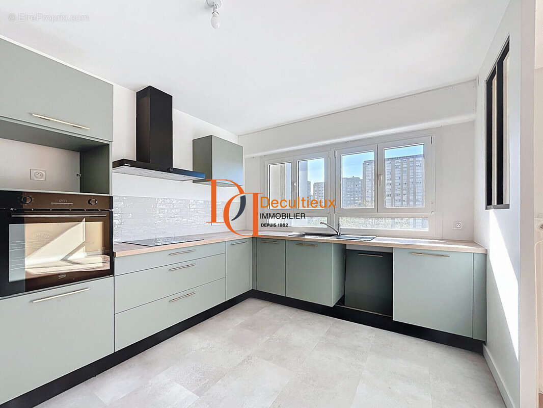 Appartement à VILLEURBANNE