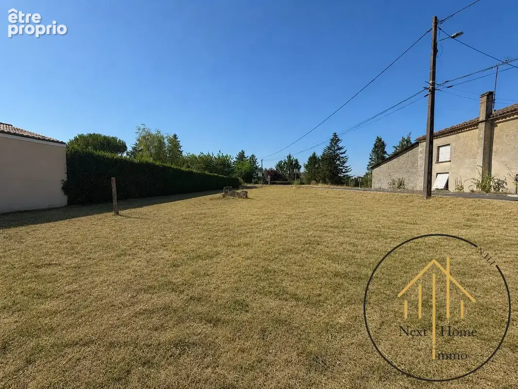Terrain 1085 m² à Mornac  - photo 2