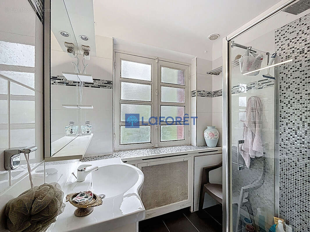 Maison à SAVIGNY-SUR-ORGE