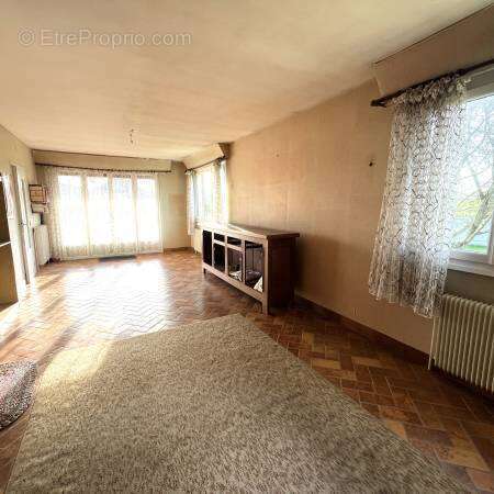 1 n°6 - Maison à ARREST