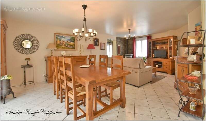 Maison à SAINTE-SUZANNE