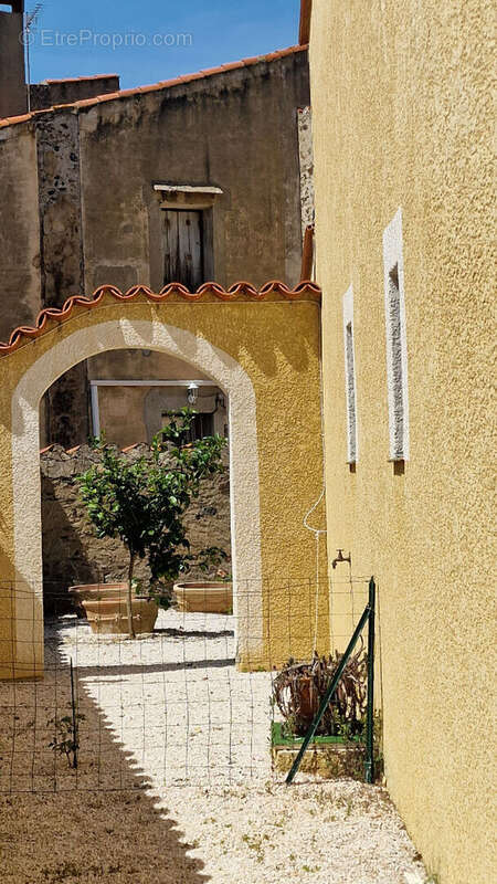 Maison à MONTNER