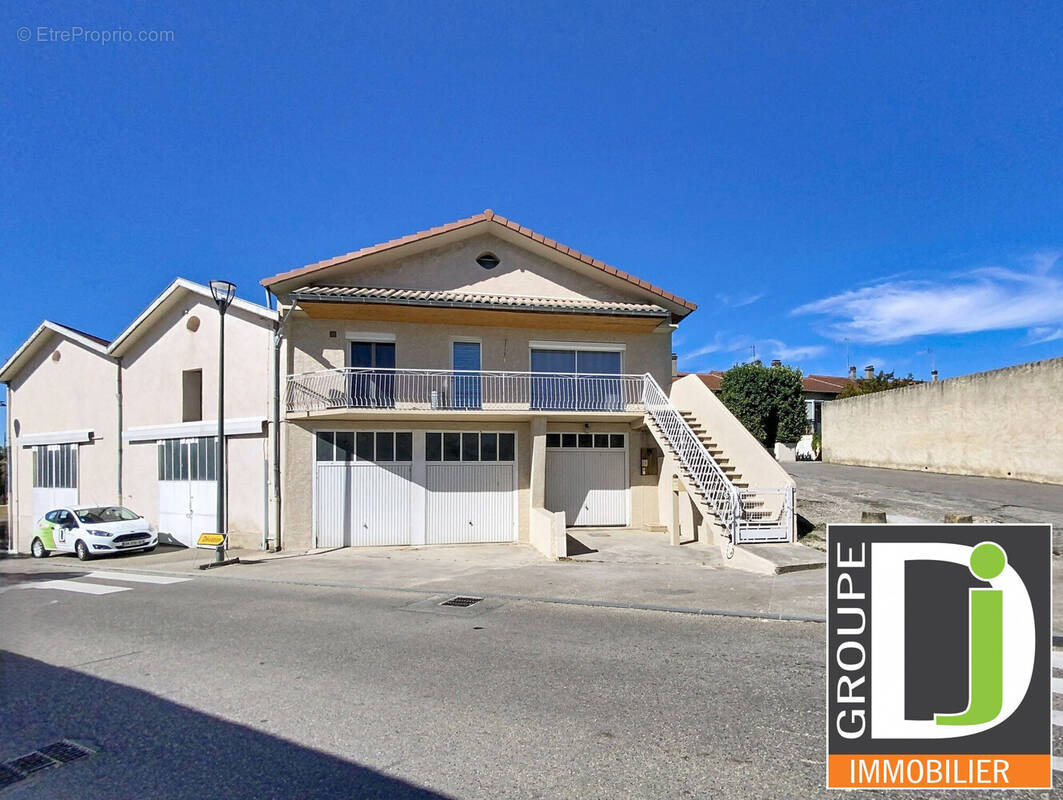 Maison à ETOILE-SUR-RHONE